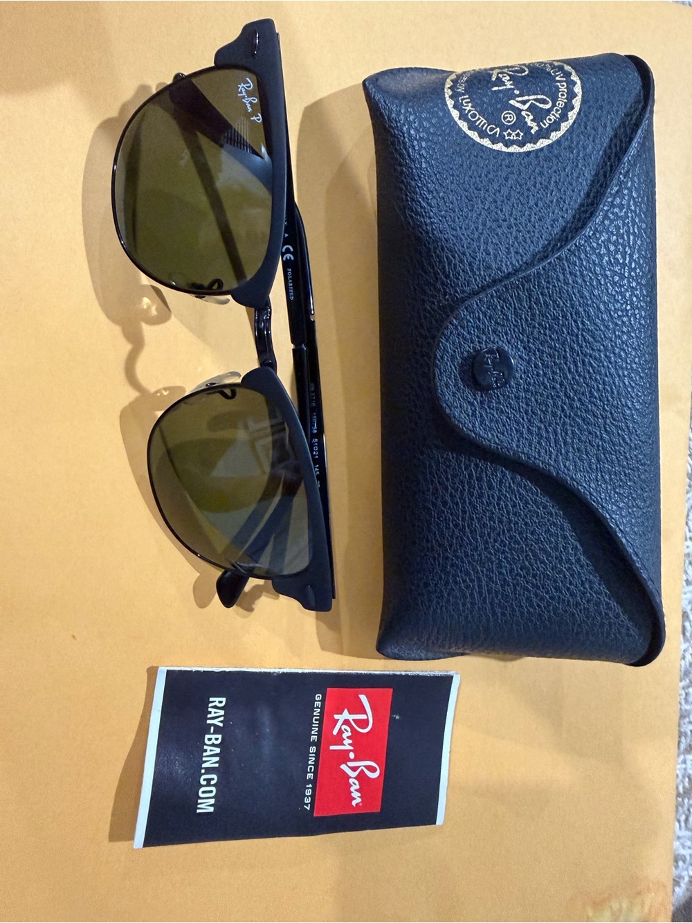 Ray-Ban Black Frame Sunglasses with Dark Green Lenses and Black Case